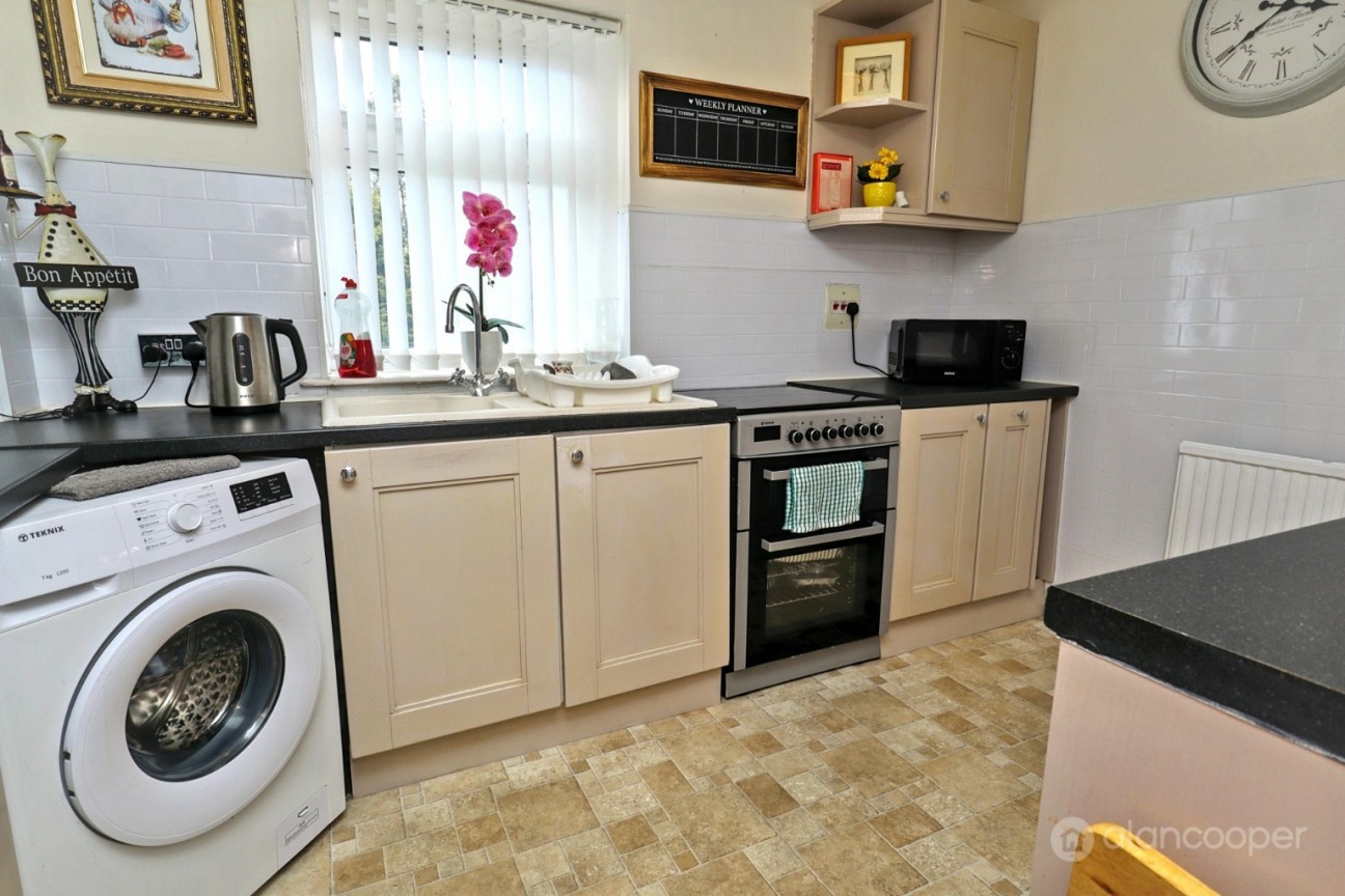 Flat, Everard Court, Garrett Street, Nuneaton, CV11 4QD