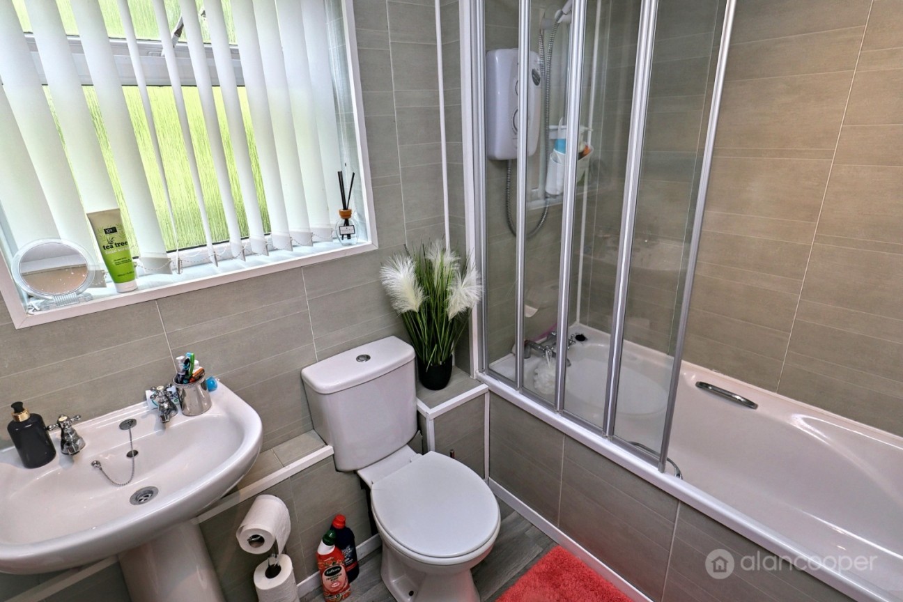 Flat, Everard Court, Garrett Street, Nuneaton, CV11 4QD