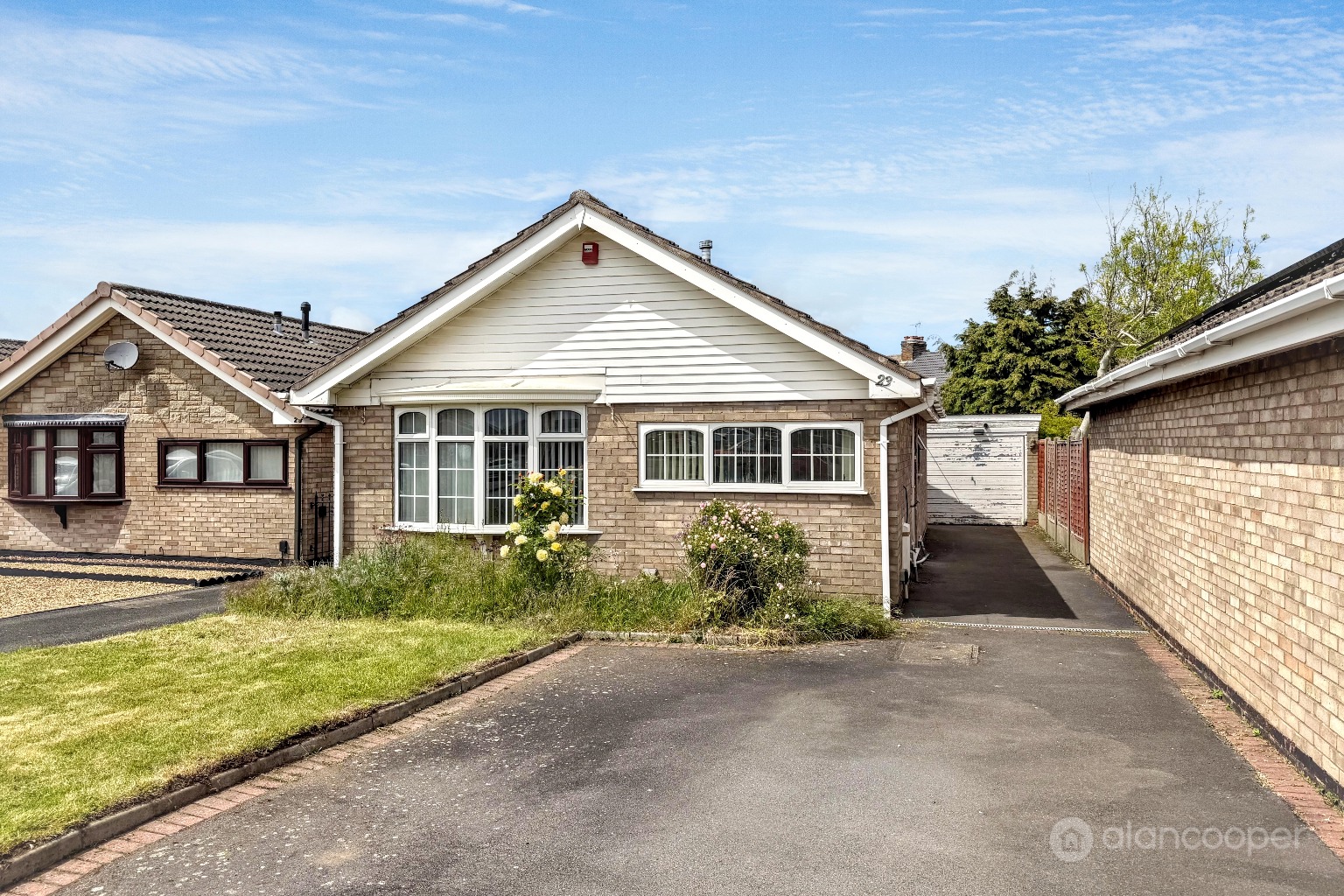 Norfolk Crescent, Lindley Park, Nuneaton, CV10 8BY
