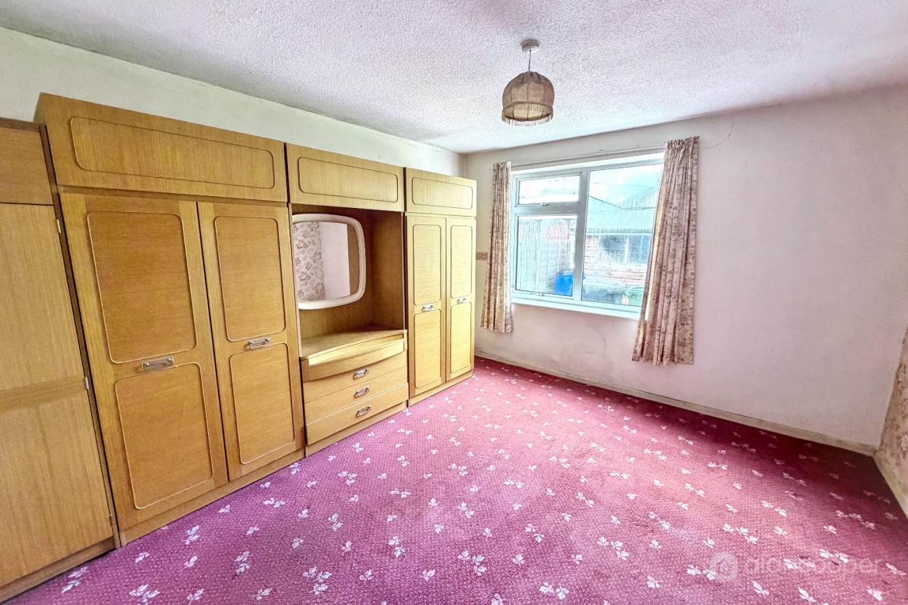Norfolk Crescent, Lindley Park, Nuneaton, CV10 8BY