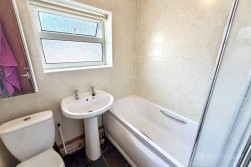 Norfolk Crescent, Lindley Park, Nuneaton, CV10 8BY