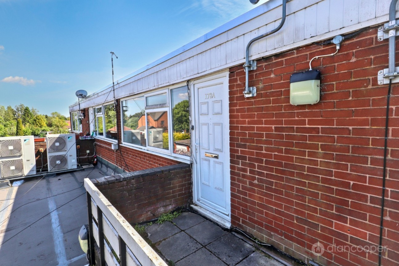 Apartment, Lutterworth Road, Whitestone, Nuneaton, CV11 6PF