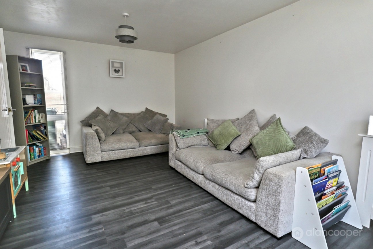 Stroma Way, Glendale, Nuneaton, CV10 7LR