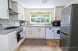 Abbotsbury Way, Maple Park, Nuneaton, CV11 4GB