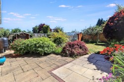 St. Andrews Drive, Whitestone, Nuneaton, CV11 6NQ
