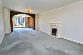 St. Andrews Drive, Whitestone, Nuneaton, CV11 6NQ