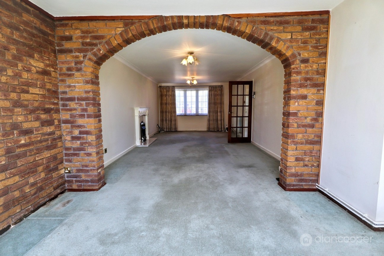 St. Andrews Drive, Whitestone, Nuneaton, CV11 6NQ