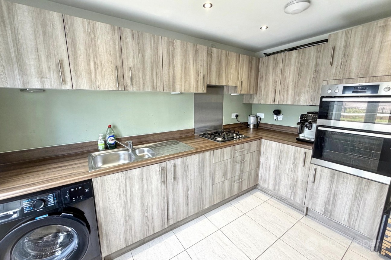 Cabinhill Road, Galley Common, Nuneaton, CV10 9RN