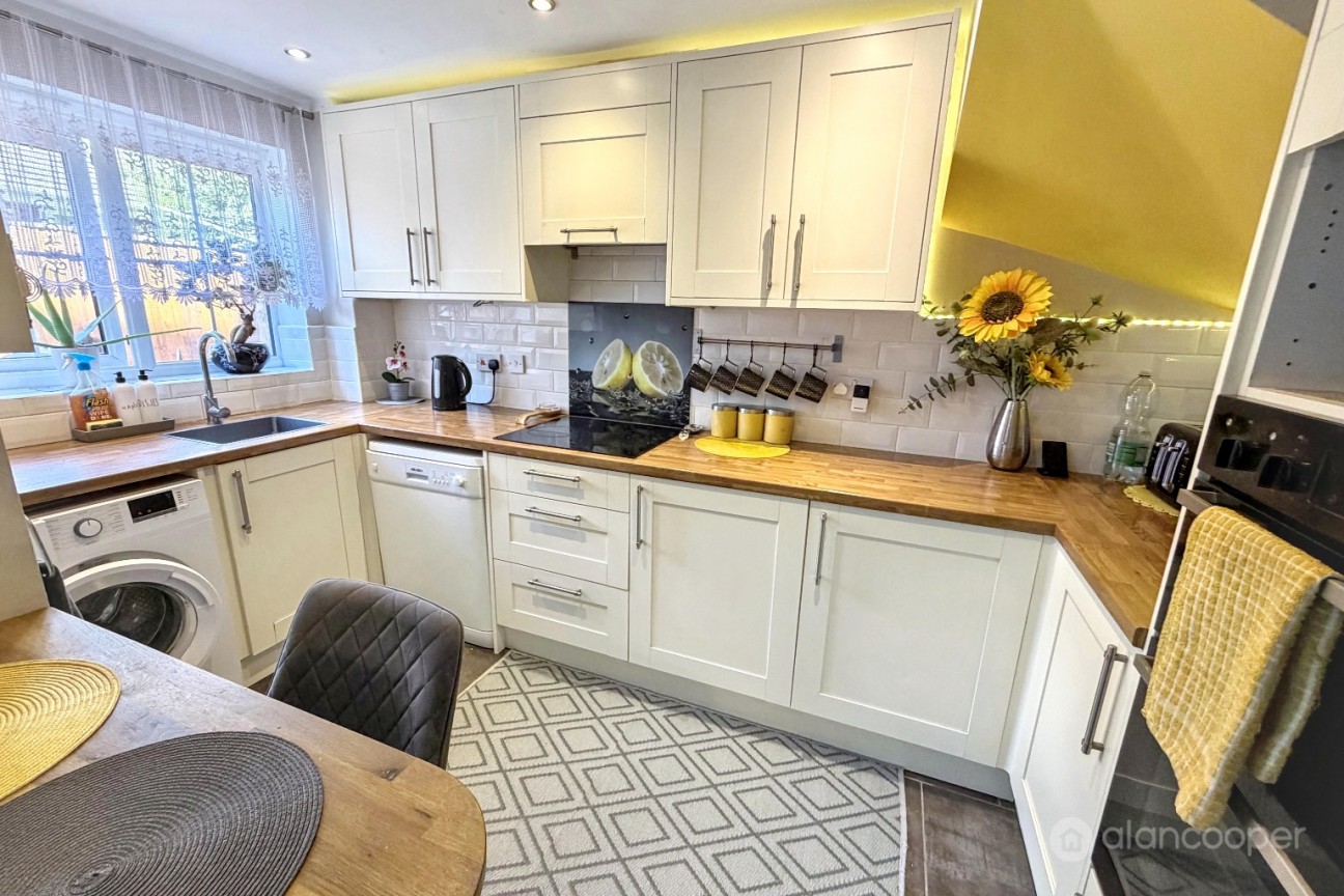 Marigold Walk, Bermuda Park, Nuneaton, CV10 7SW