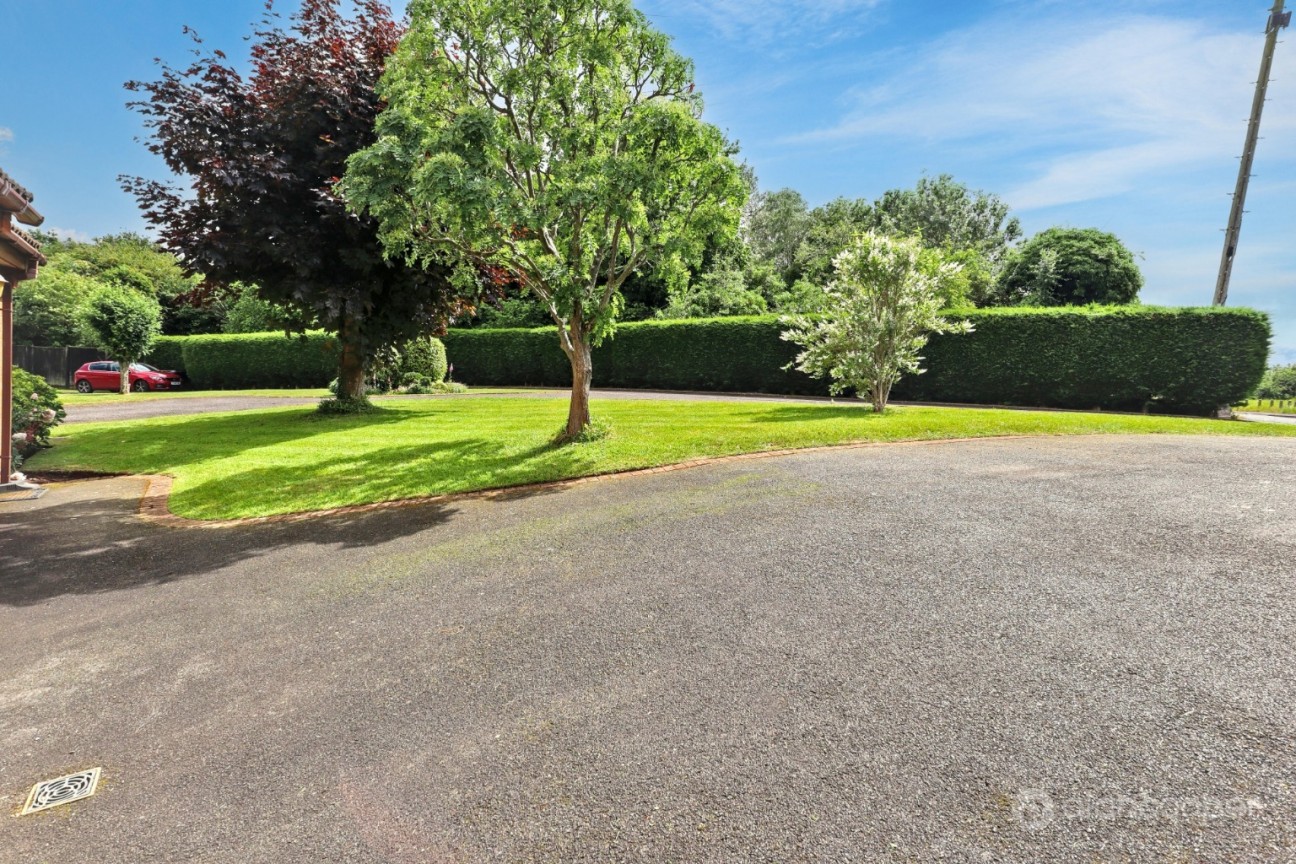 Sherbourne Avenue, Stockingford, Nuneaton, CV10 9JN