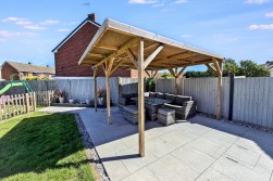 Atholl Crescent, Arbury View, Nuneaton, CV10 7PB