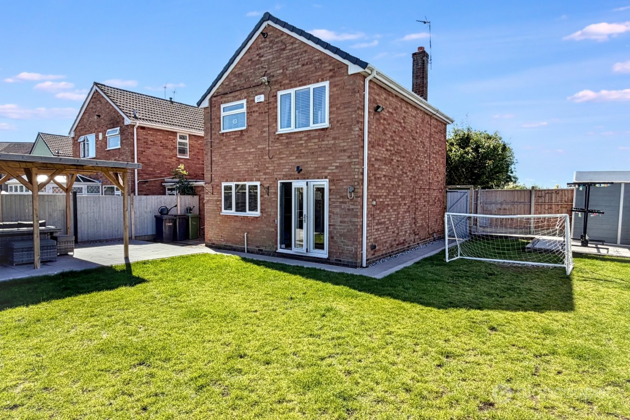 Atholl Crescent, Arbury View, Nuneaton, CV10 7PB