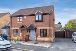 Bronze Close, Maple Park, Nuneaton, CV11 4YD