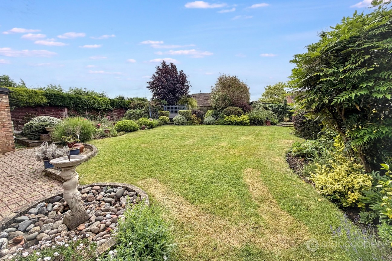Scott Avenue, Weddington, Nuneaton, CV10 0DP