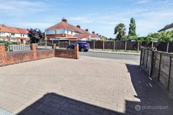 Howard Road, Nuneaton, CV10 7ES