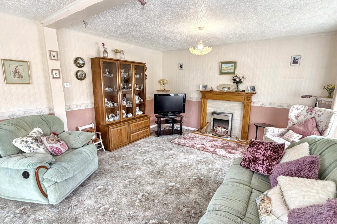 Mill Farm Park, Bulkington, CV12 9SF