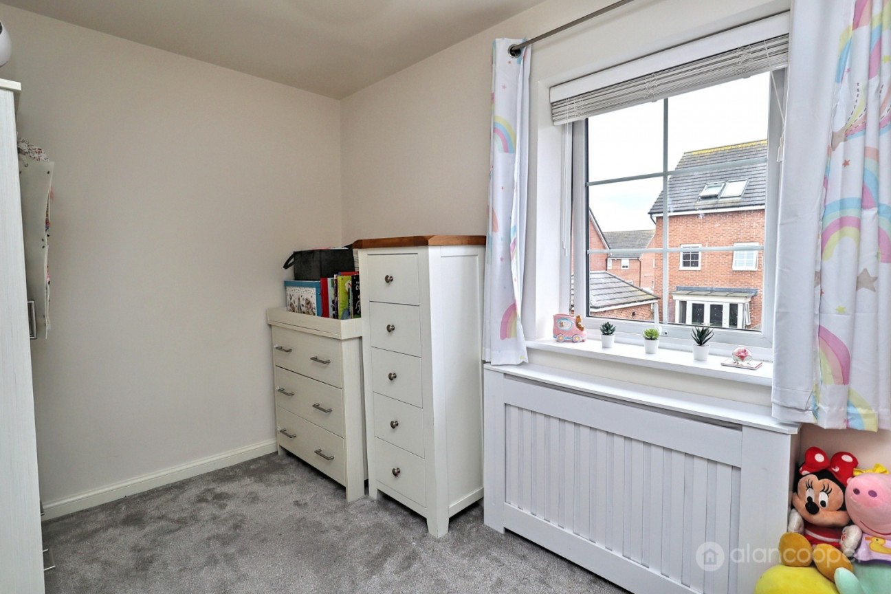 Top Knot Close, Nuneaton, CV11 6DA