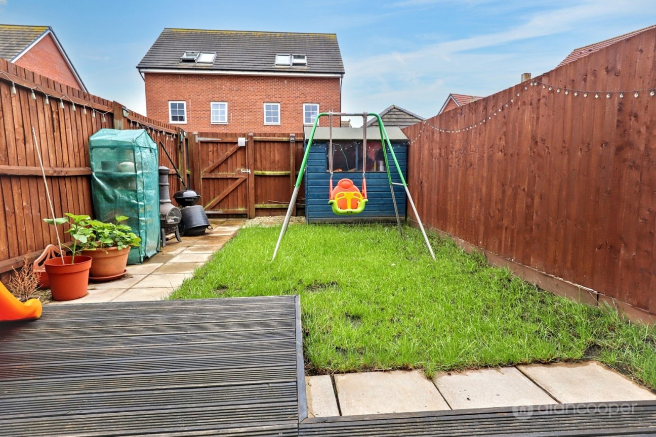 Top Knot Close, Nuneaton, CV11 6DA