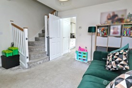 Top Knot Close, Nuneaton, CV11 6DA