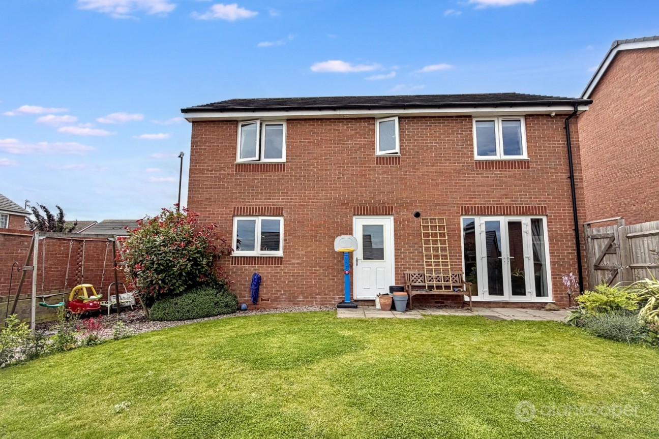 Cabinhill Road, Galley Common, Nuneaton, CV10 9RN