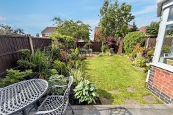 Alderbrook Drive, Whitestone, Nuneaton, CV11 6PL