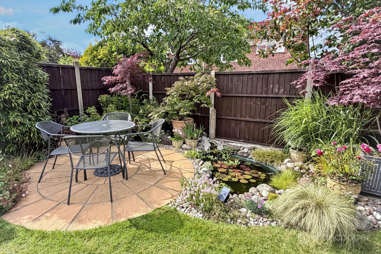 Alderbrook Drive, Whitestone, Nuneaton, CV11 6PL