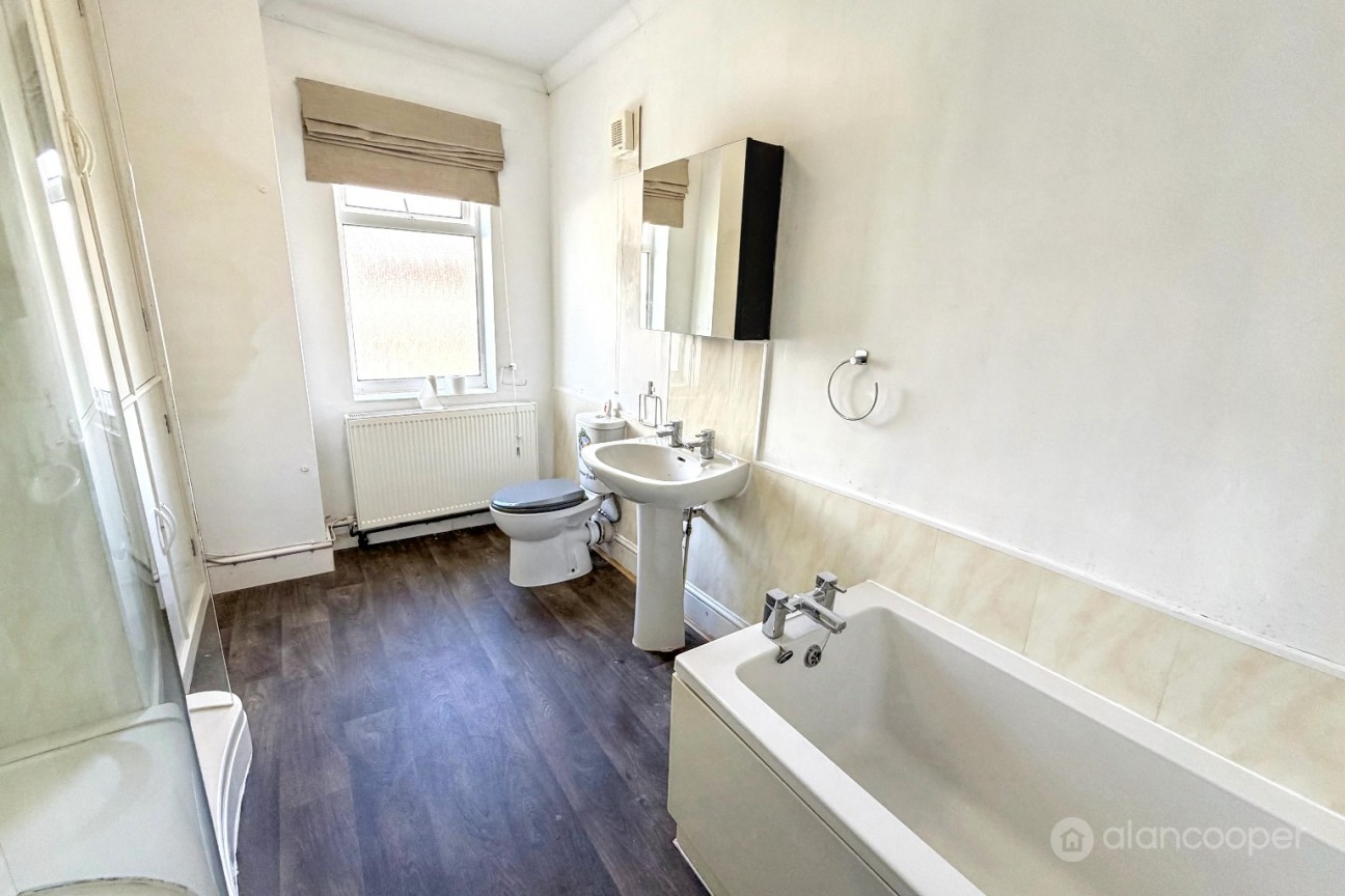 Arbury Road, Stockingford, Nuneaton, CV10 7NJ