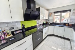 Wendover Drive, Hinckley, LE10 1UQ