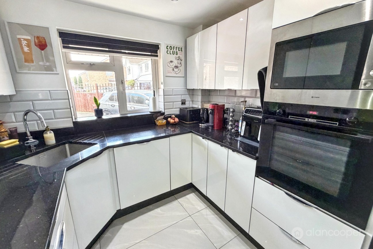 Wendover Drive, Hinckley, LE10 1UQ