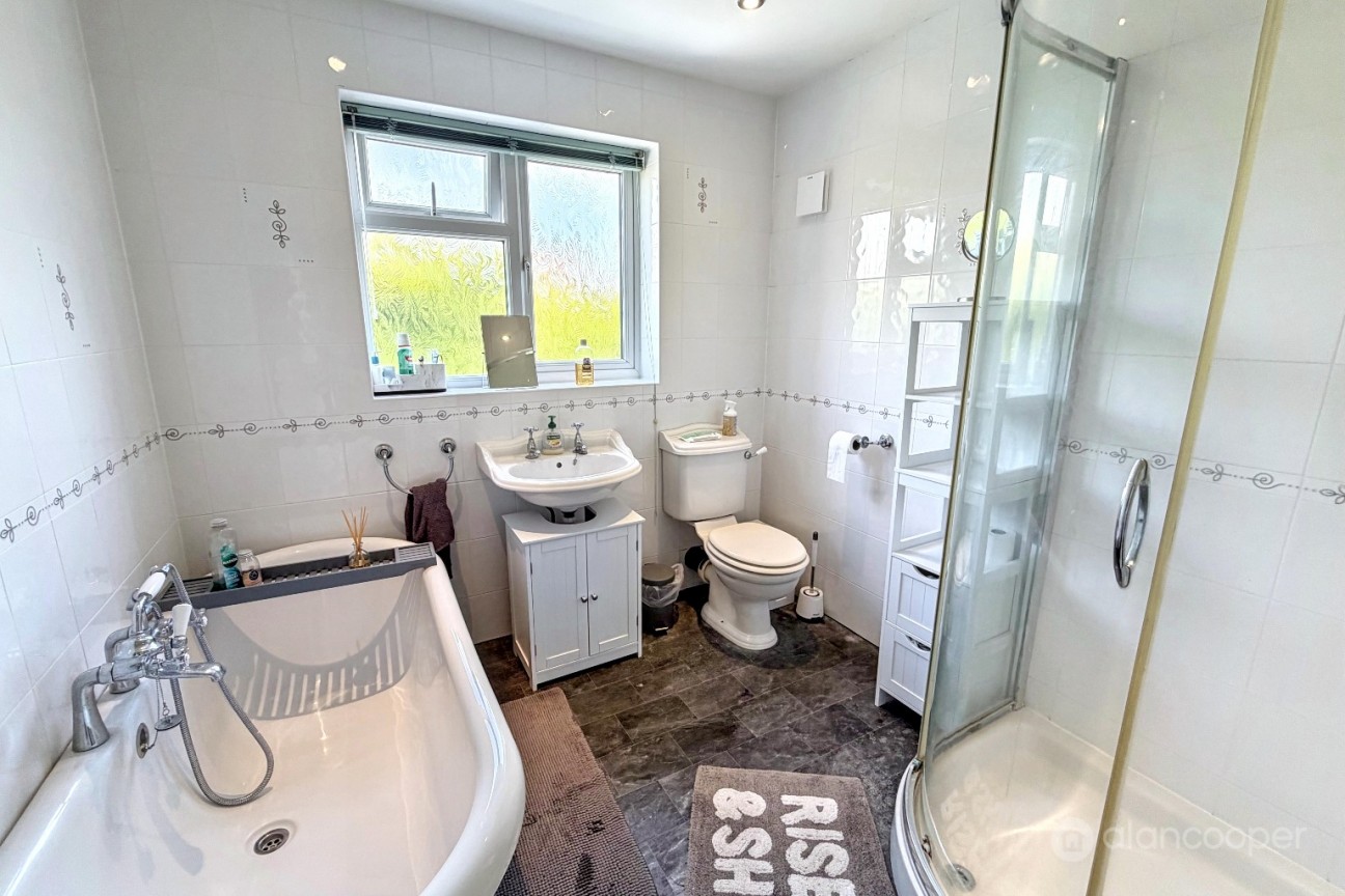 Wendover Drive, Hinckley, LE10 1UQ