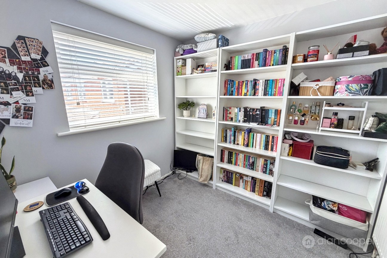 Wendover Drive, Hinckley, LE10 1UQ