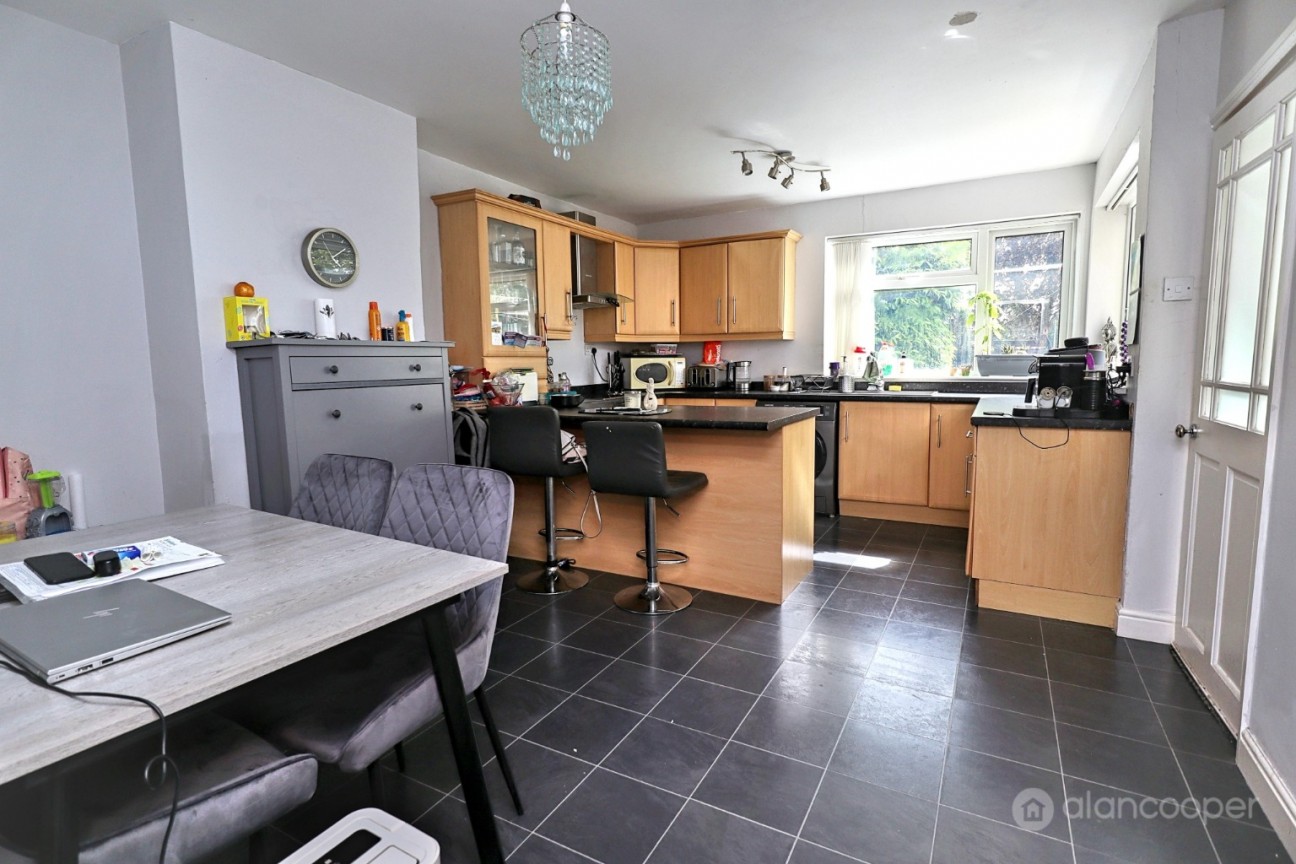 Greenmoor Road, Nuneaton, CV10 7EY