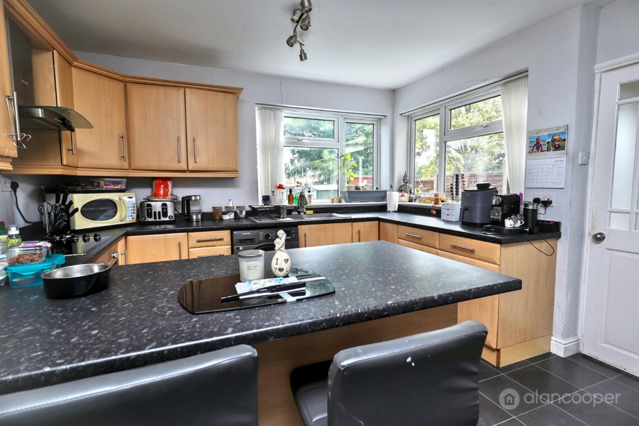 Greenmoor Road, Nuneaton, CV10 7EY