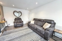 Somerset Drive, Lindley Park, Nuneaton, CV10 8DD
