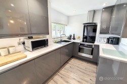 Somerset Drive, Lindley Park, Nuneaton, CV10 8DD
