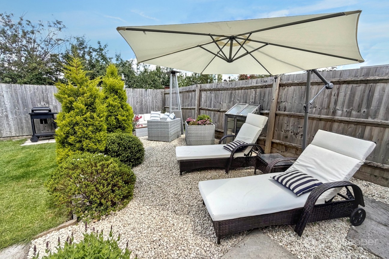 Russett Avenue, Manor Fields, Nuneaton, CV11 6YW