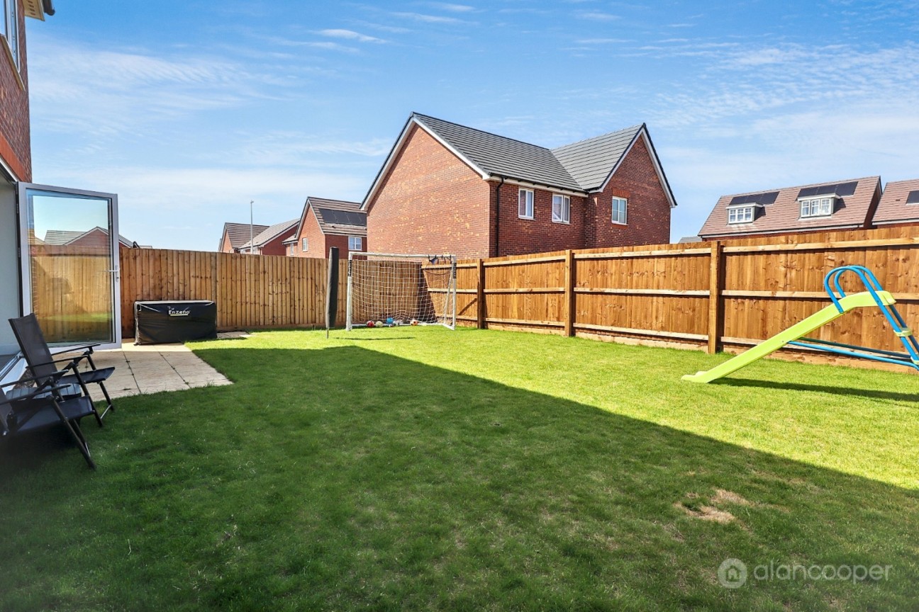 Chancellor Court, Nuneaton, CV11 7AX