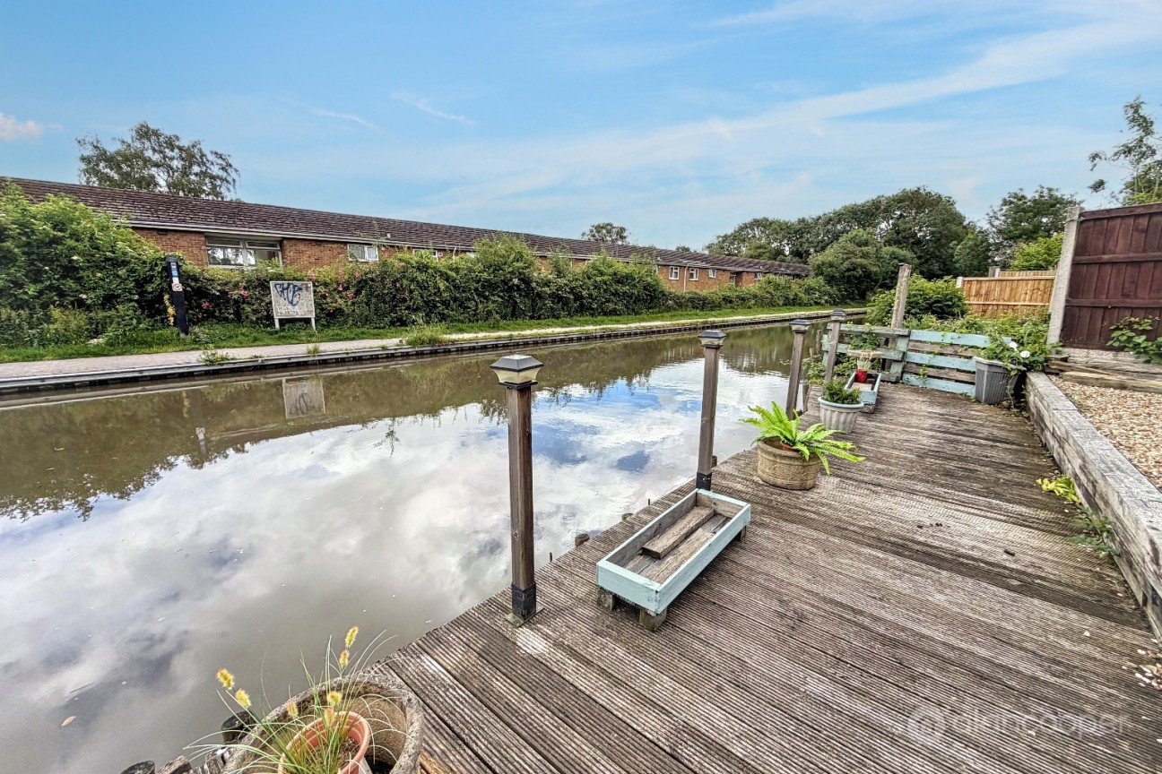 Amos Avenue, Nuneaton, CV10 7BD