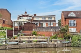 Amos Avenue, Nuneaton, CV10 7BD