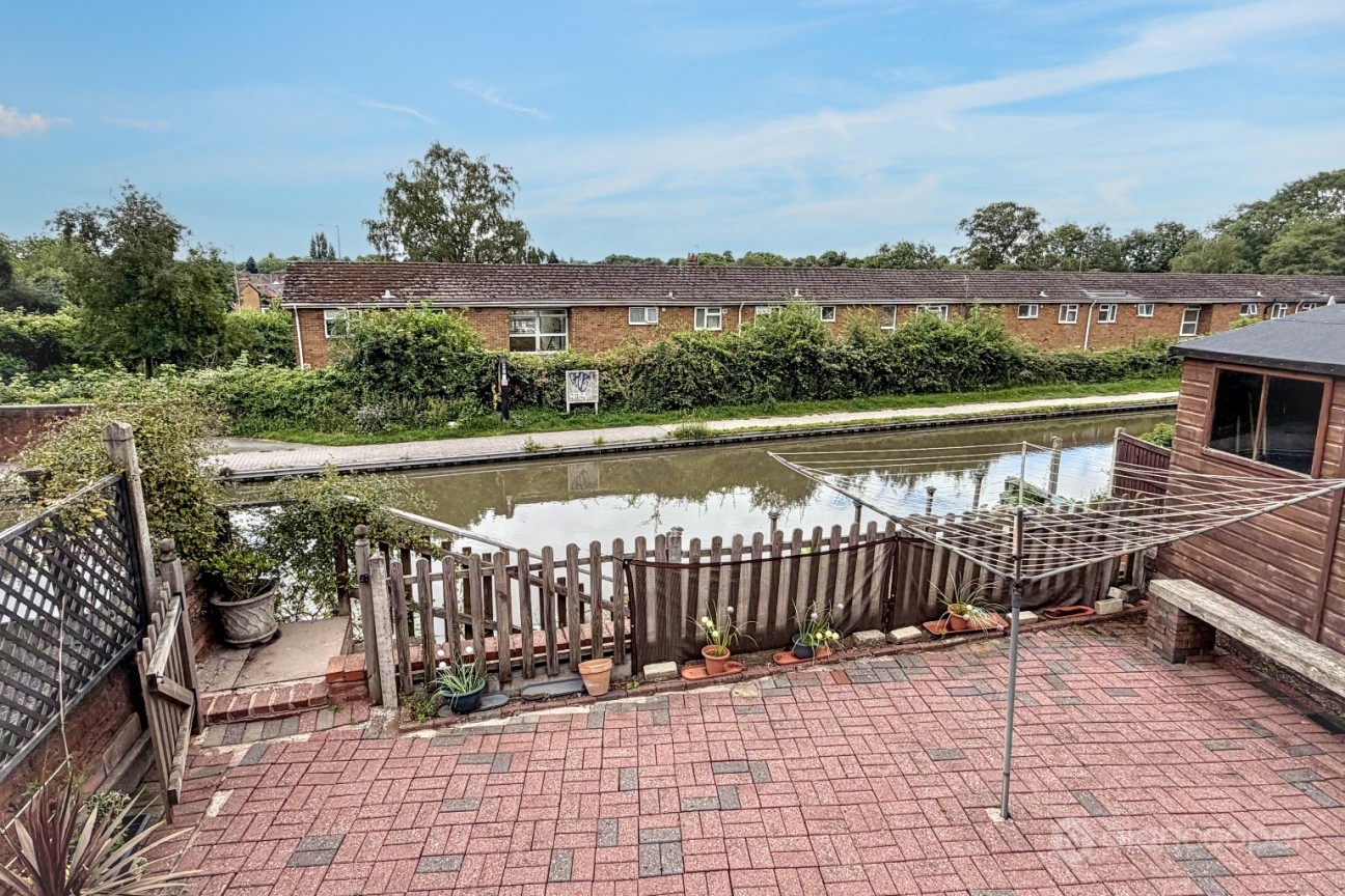 Amos Avenue, Nuneaton, CV10 7BD