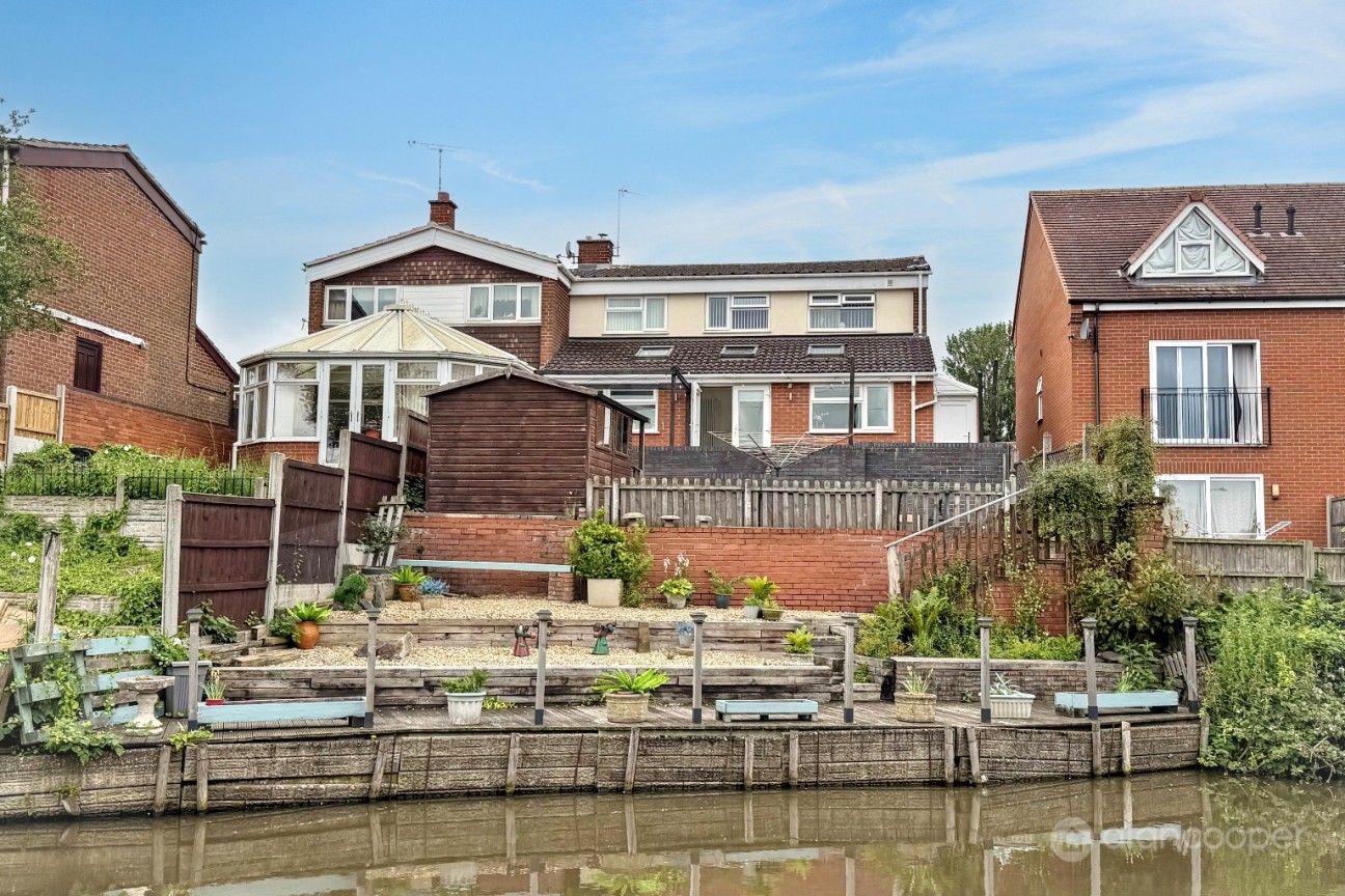 Amos Avenue, Nuneaton, CV10 7BD