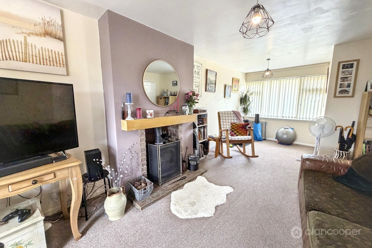Amos Avenue, Nuneaton, CV10 7BD