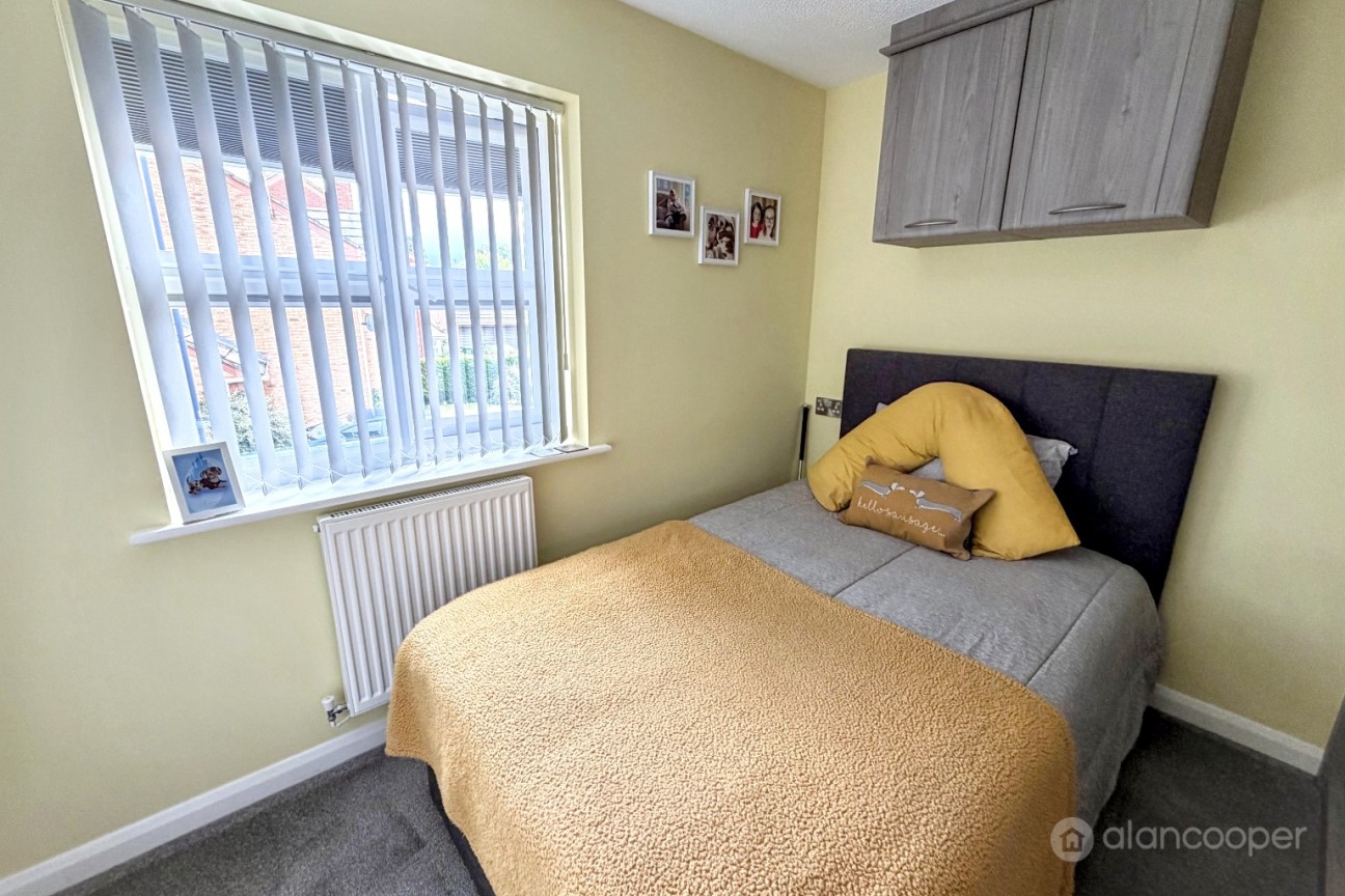 Wakehurst Close, Maple Park, Nuneaton, CV11 4YF