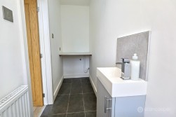 Nuneaton Road, Bulkington, CV12 9SB