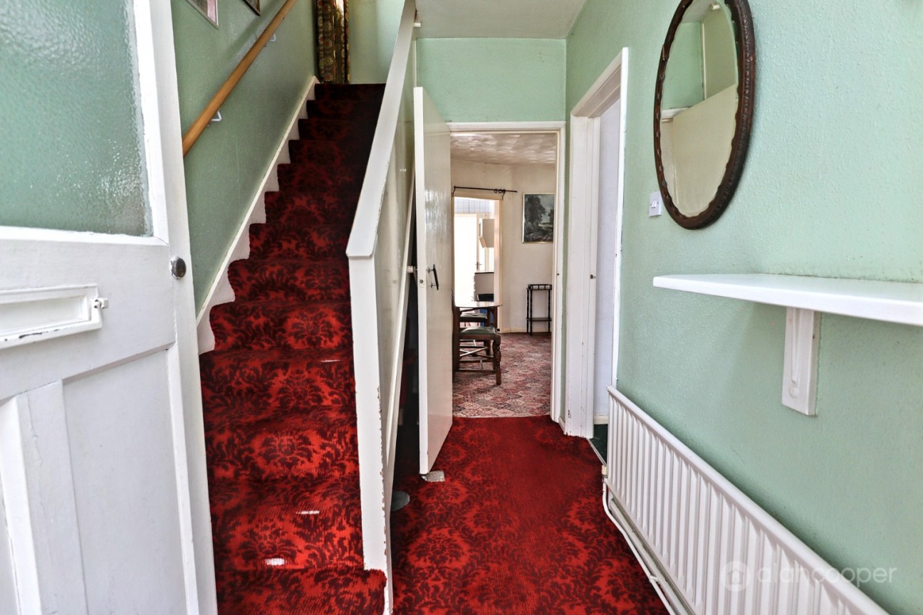 Oakdene Crescent, Weddington, Nuneaton, CV10 0DX