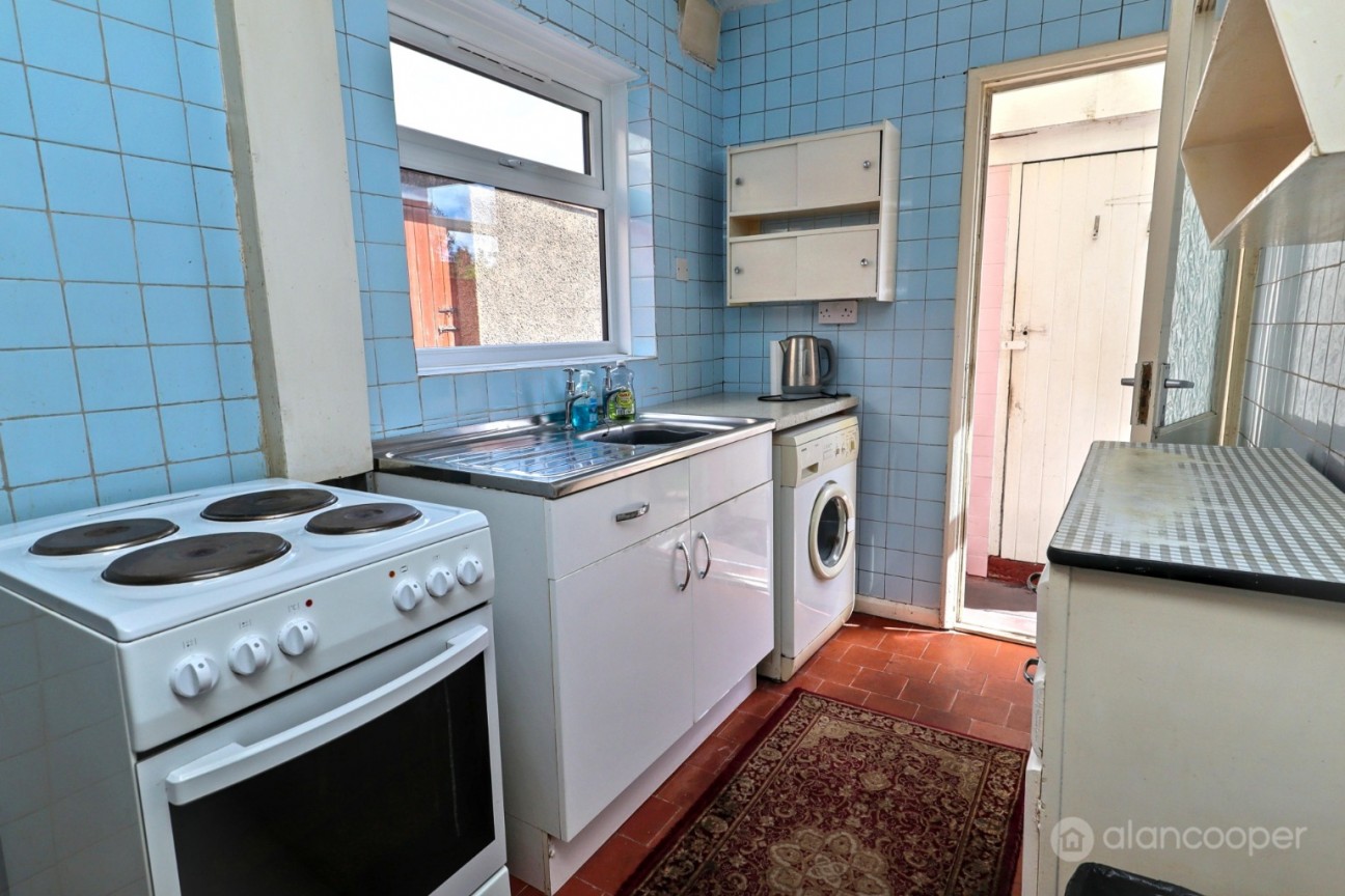 Oakdene Crescent, Weddington, Nuneaton, CV10 0DX