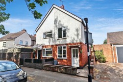 Central Avenue, Abbey Green, Nuneaton, CV11 5BB