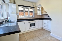 Central Avenue, Abbey Green, Nuneaton, CV11 5BB