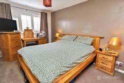 Clovelly Way, Horeston Grange, Nuneaton, CV11 6YB