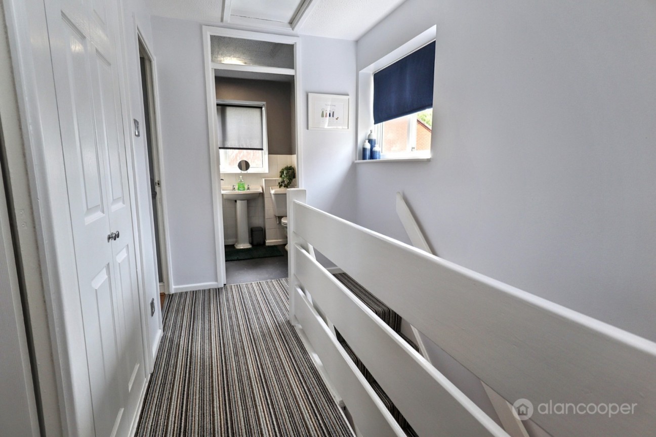 Clovelly Way, Horeston Grange, Nuneaton, CV11 6YB